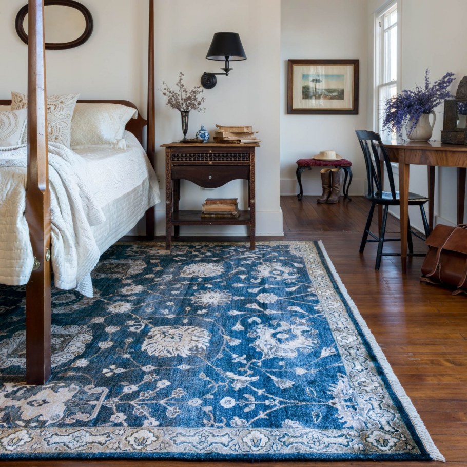 Ковры в интерьере спальни