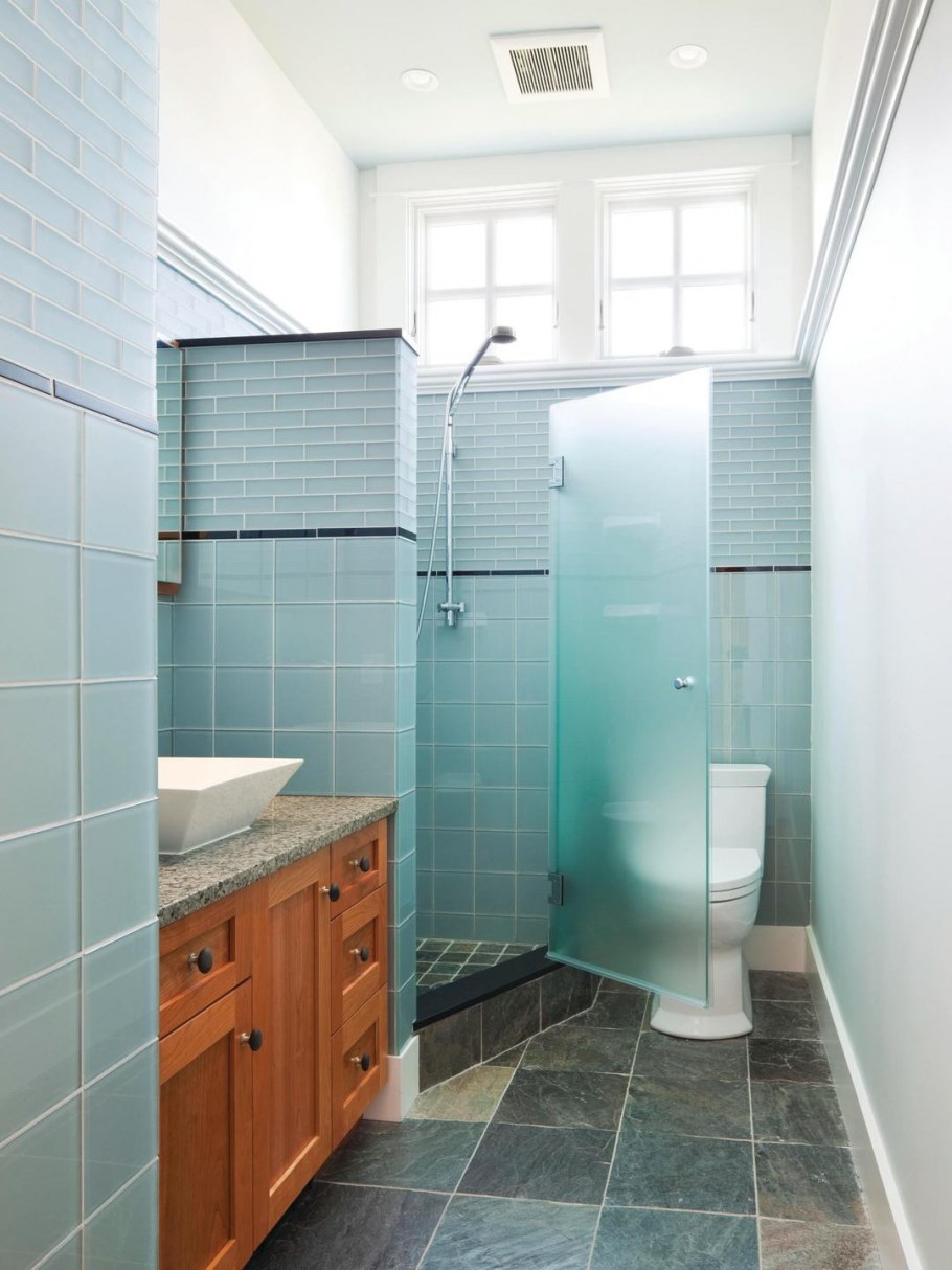 Туалет и душевая с перегородкой