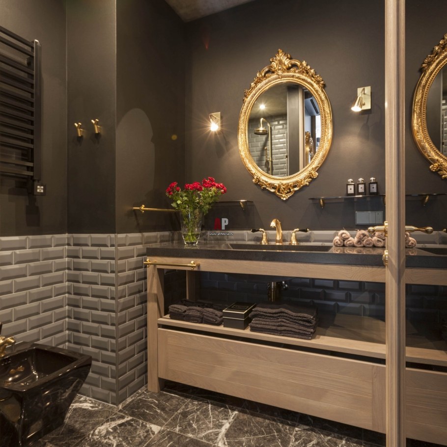 Зеркало в гостевой санузел