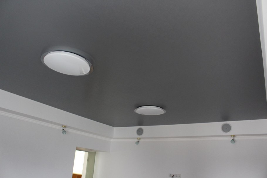 Descor натяжные потолки