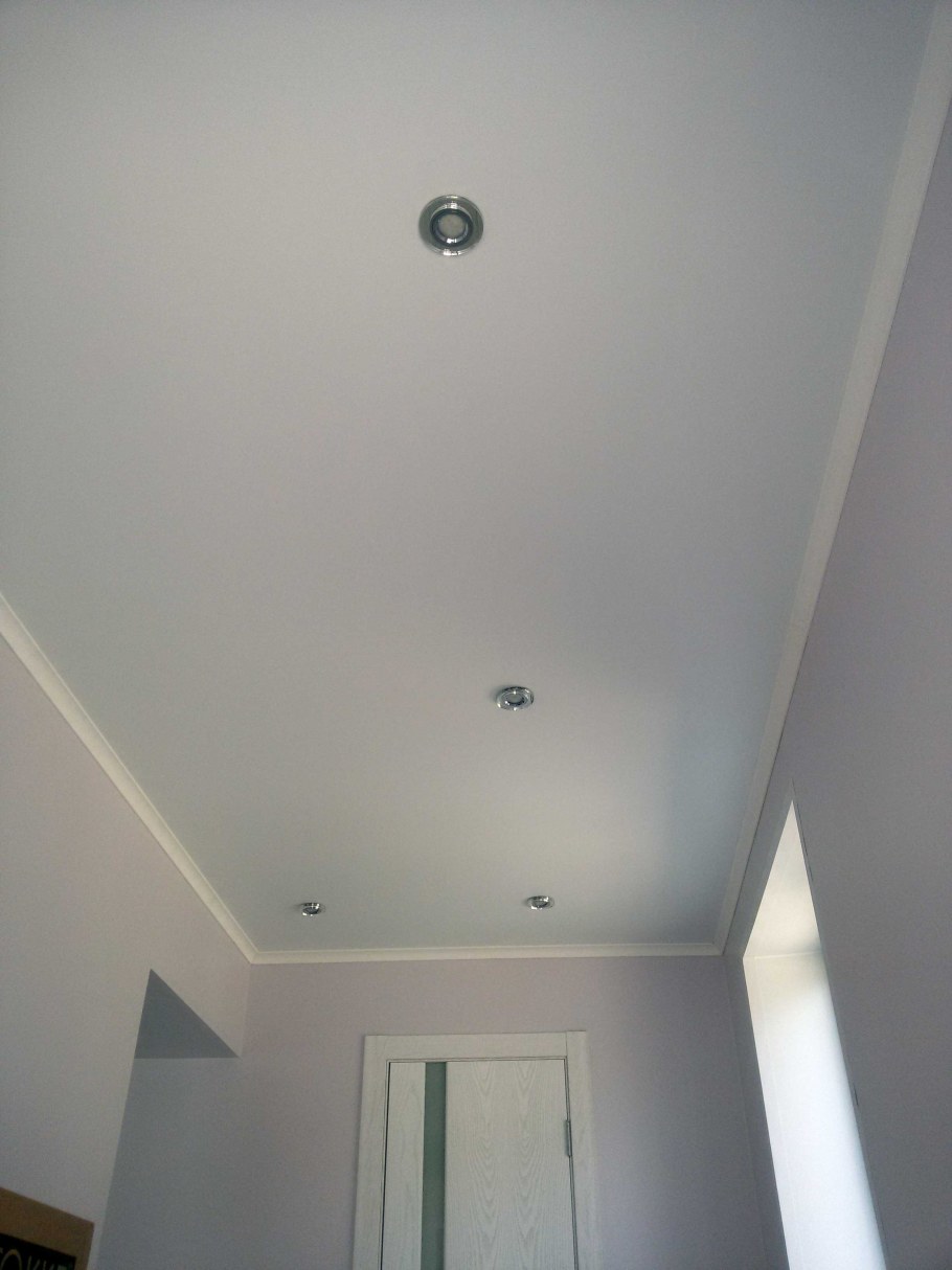 Установщик натяжных потолков