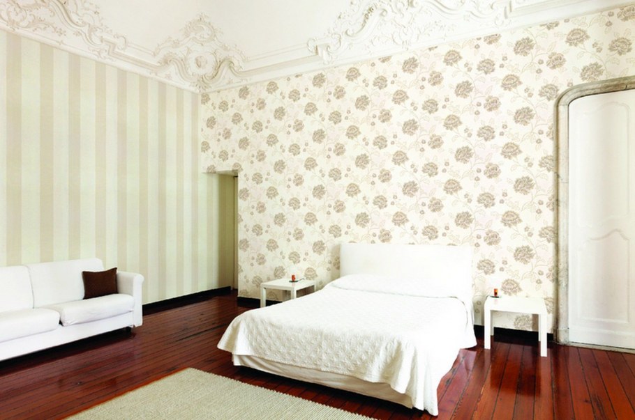 Спальни оклеенные обоями