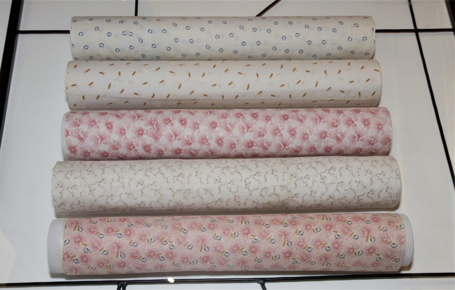 Ткань в мелкий цветочек