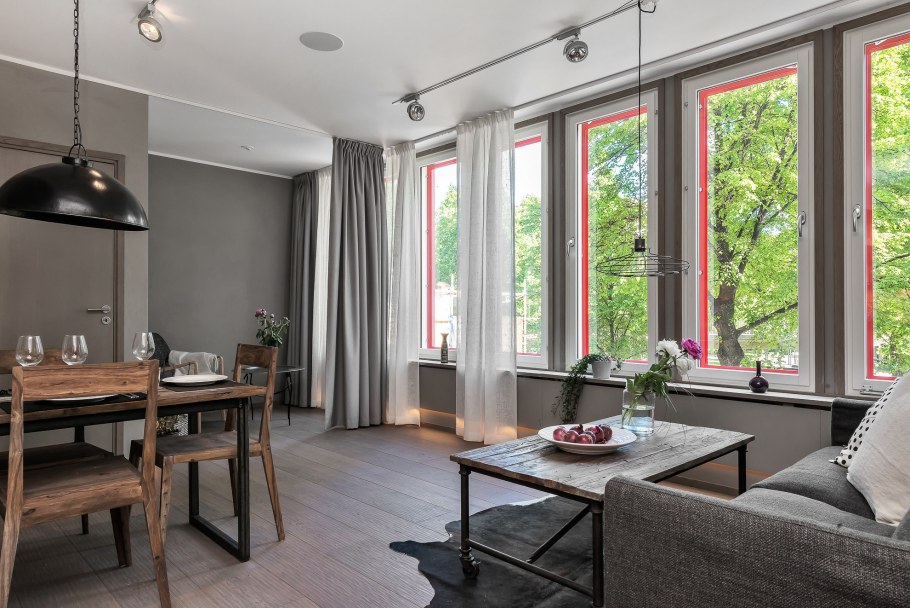 Серые окна в квартире