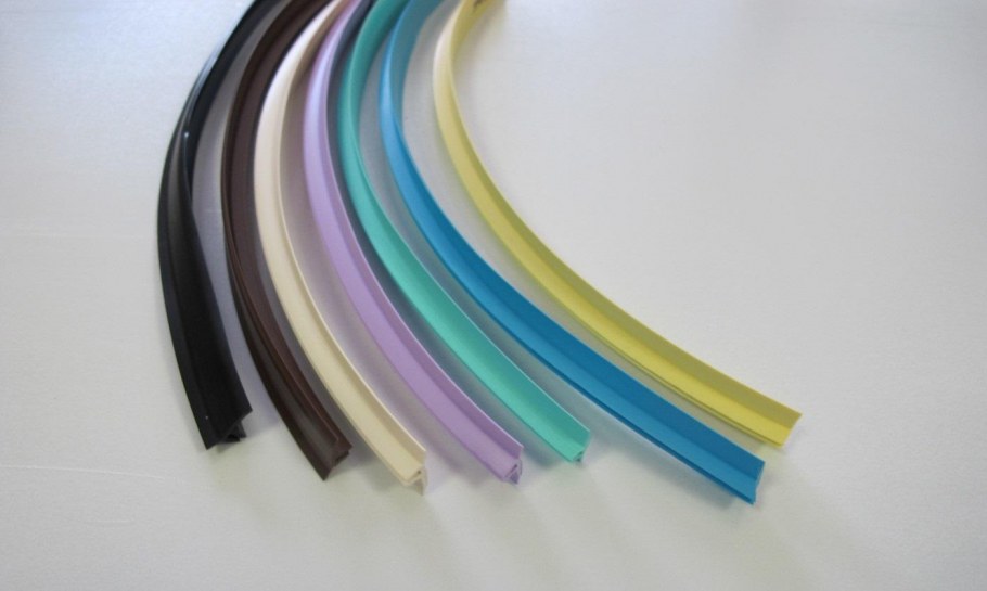 Маскировочная лента для натяжных потолков