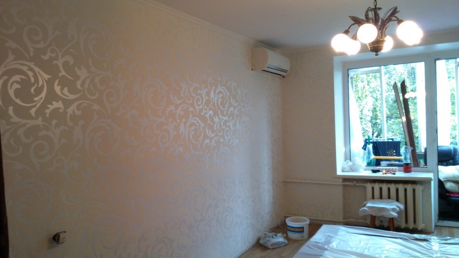 Варианты поклейки обоев в хрущевке