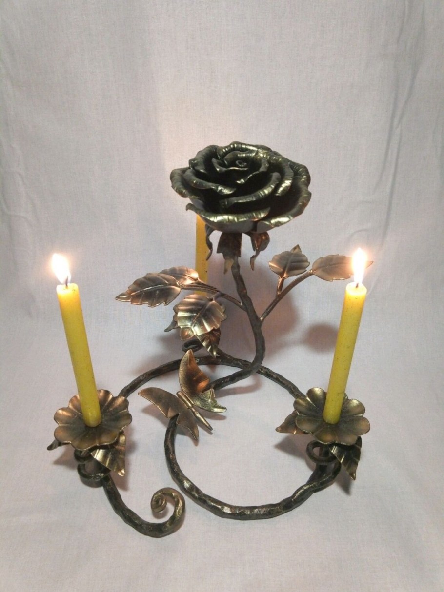 Кованые подставки для цветов