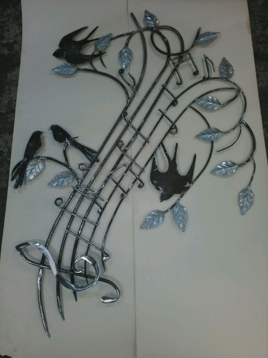 Кресло качалка холодная ковка