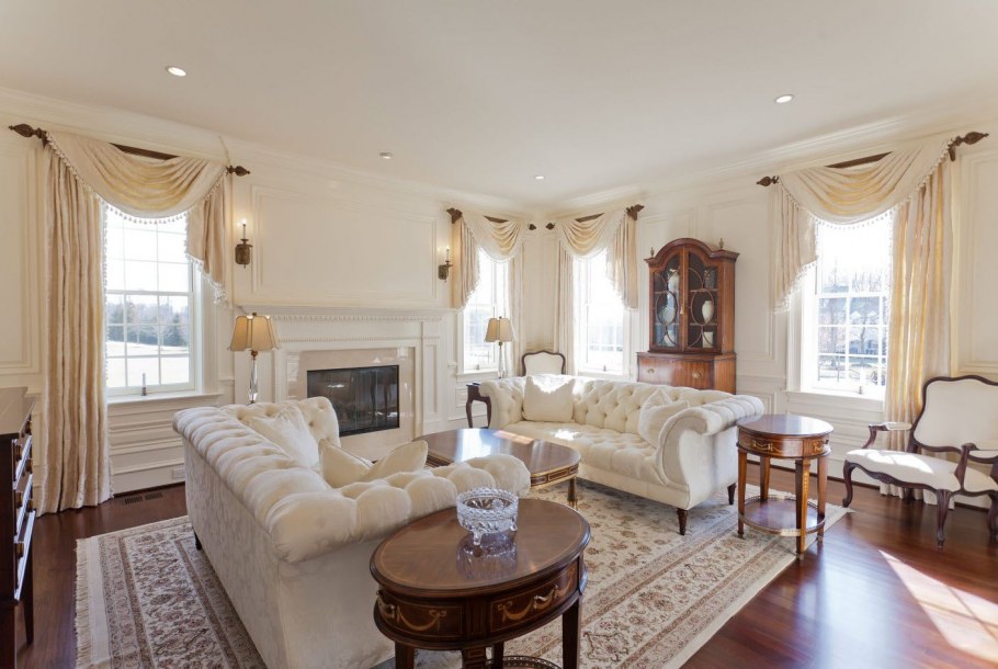 Гостиная комната в классическом стиле