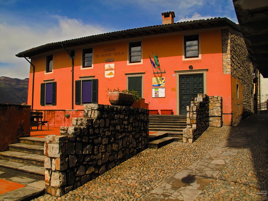 Вилла подсолнух в Италии