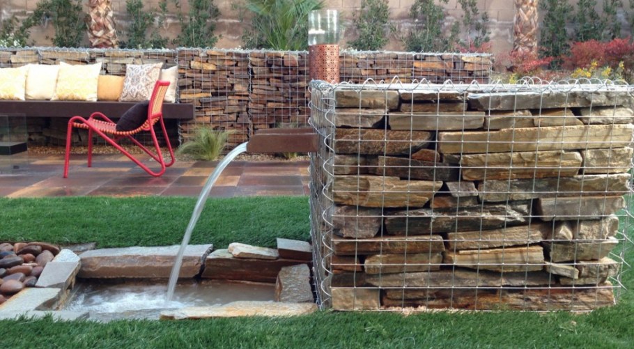 Сад, габионы, патио, беседка