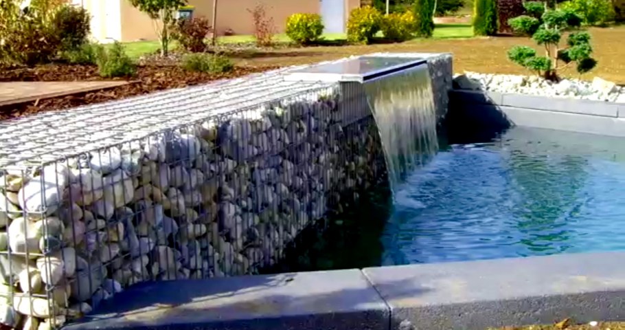 Габионы в палисаднике