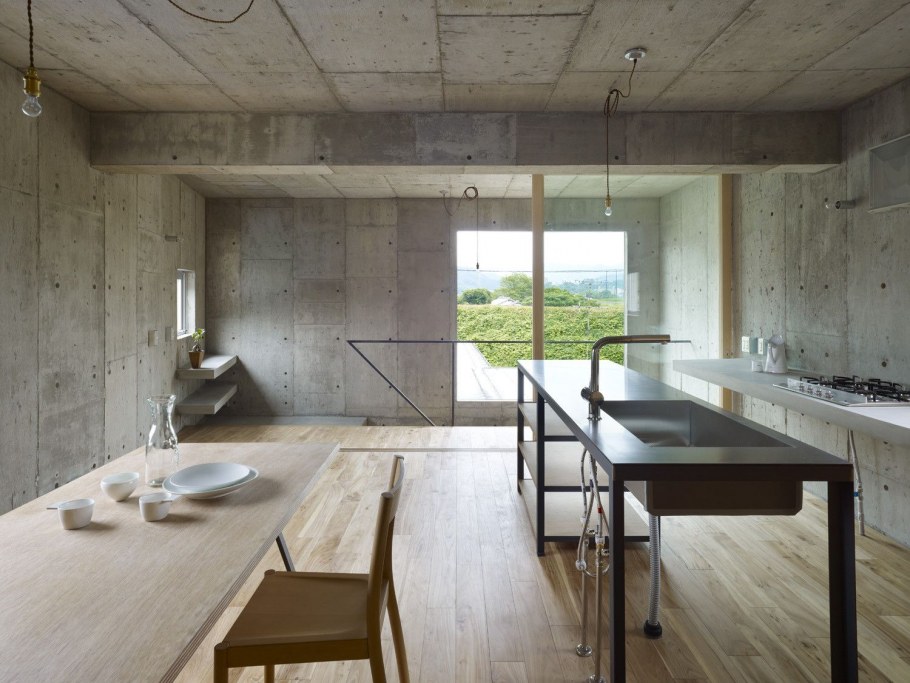 Бетонные балки в интерьере