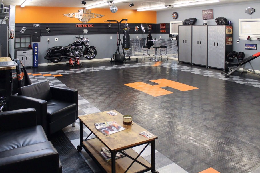 Стильный гараж