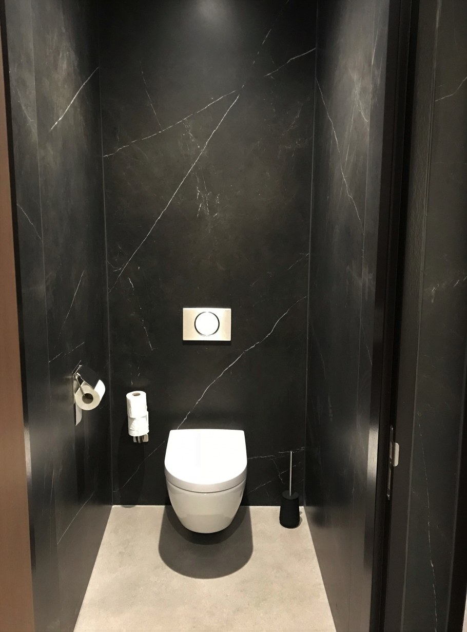 Серая ванная комната