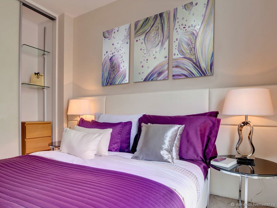 Картина в спальню