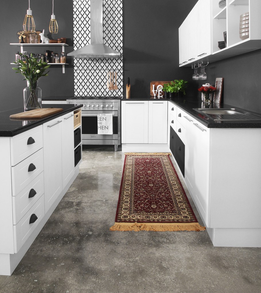 Кухня монохром