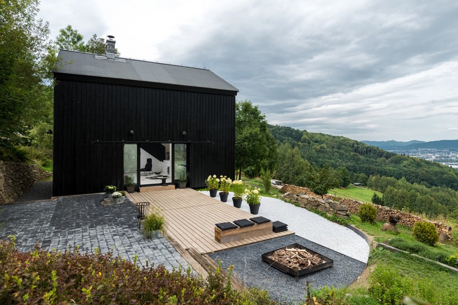 Бетонный хозблок