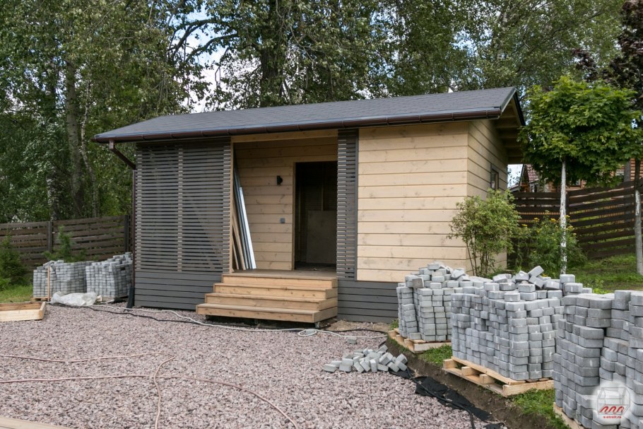 Небольшой сарай для дачи