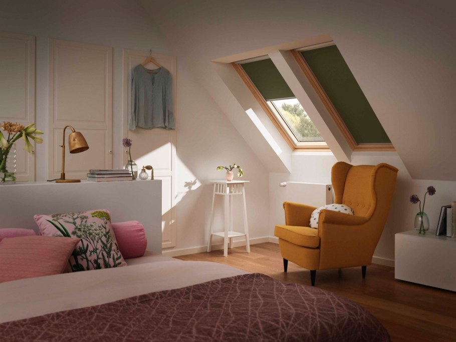 Наклонные мансардные окна