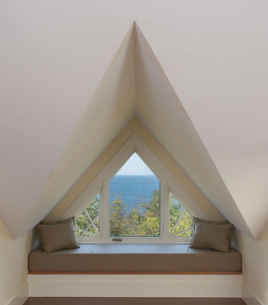 Окна на мансарде