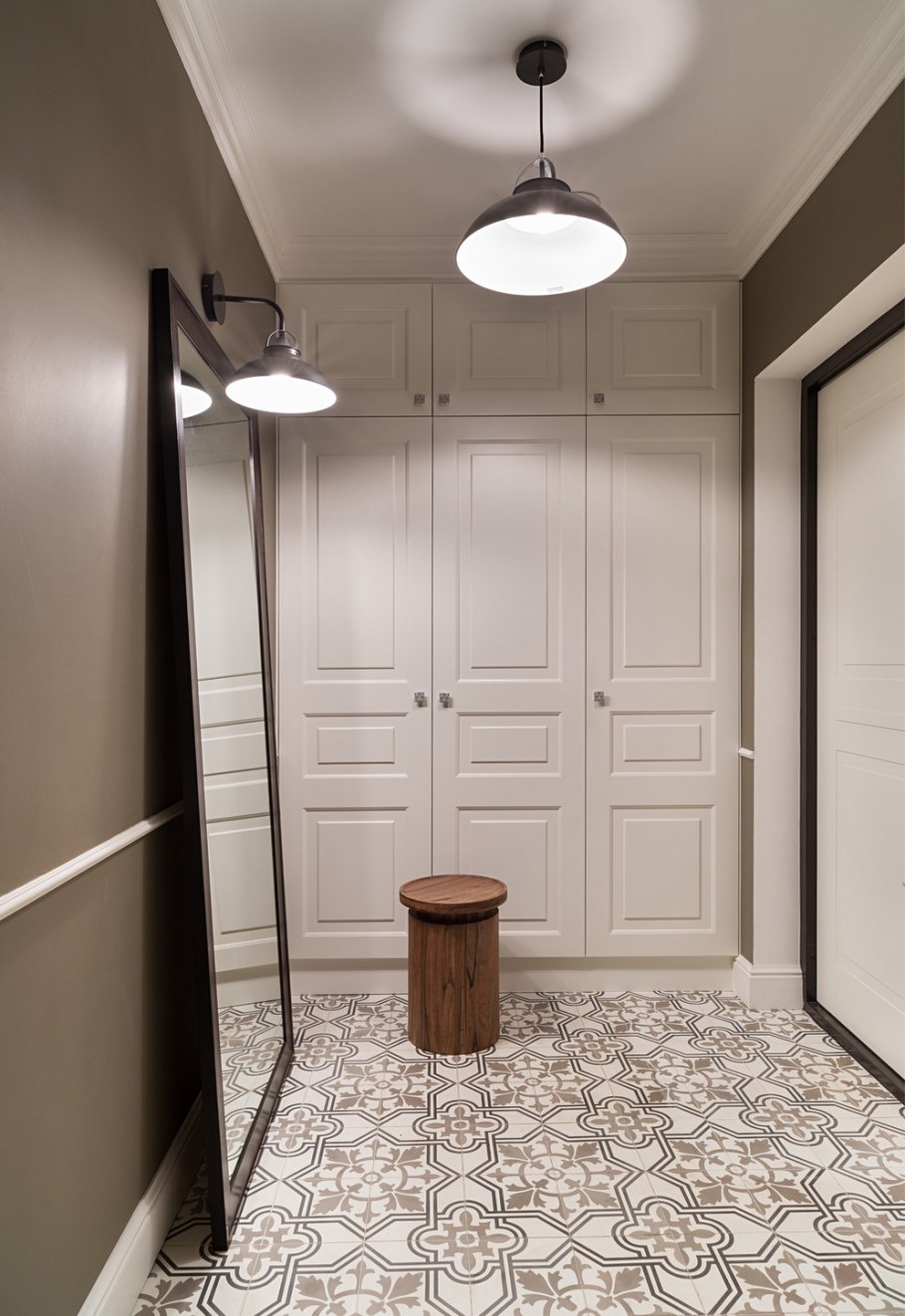 Освещение в прихожей