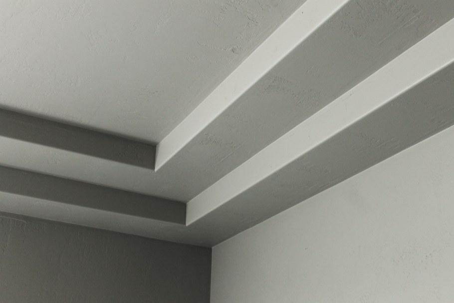 Потолок со ступенькой