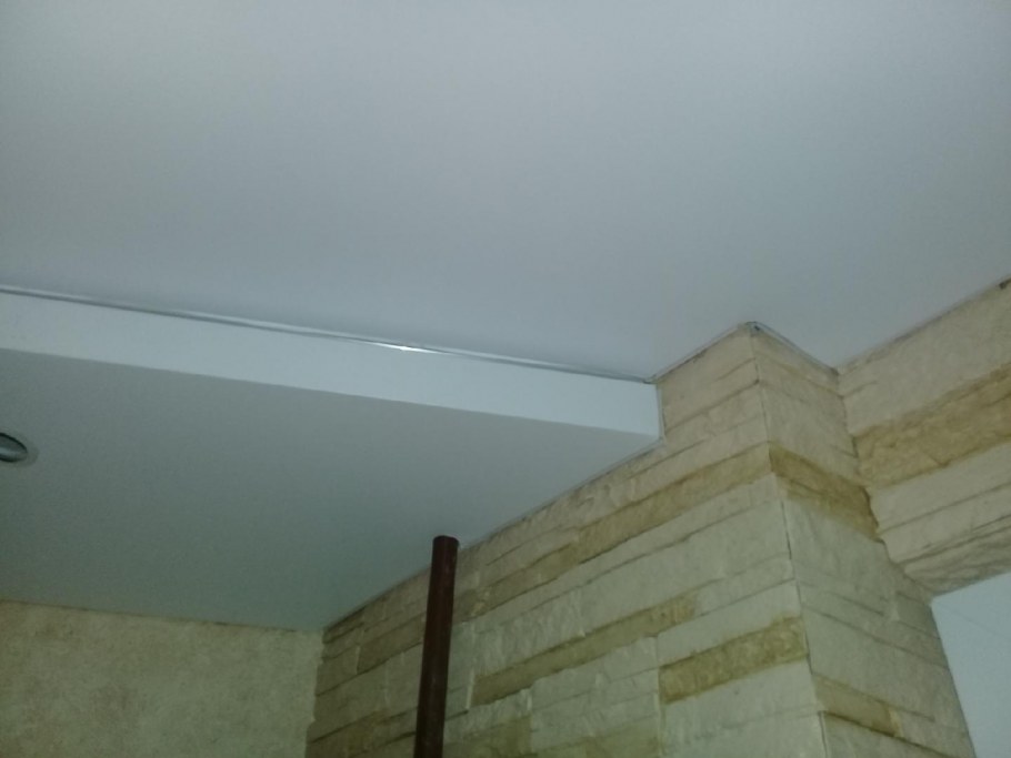 Как сделать потолок ступенькой