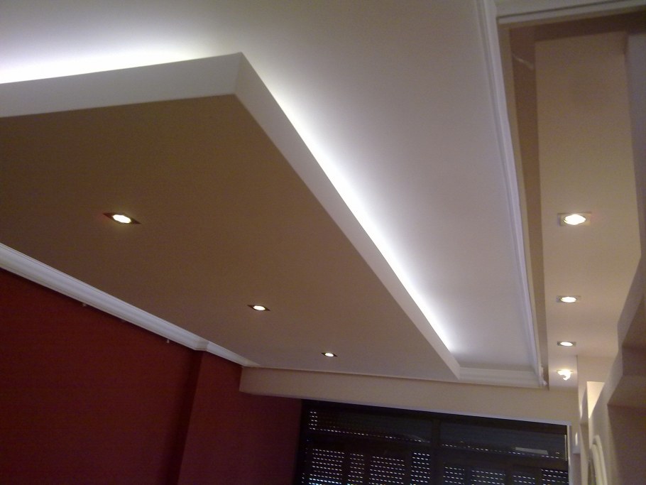 Потолок со ступенькой