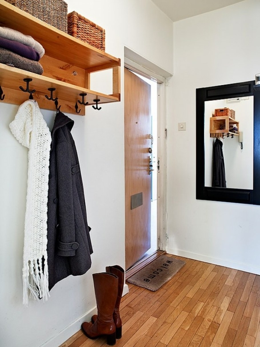 Обставить маленькую прихожую