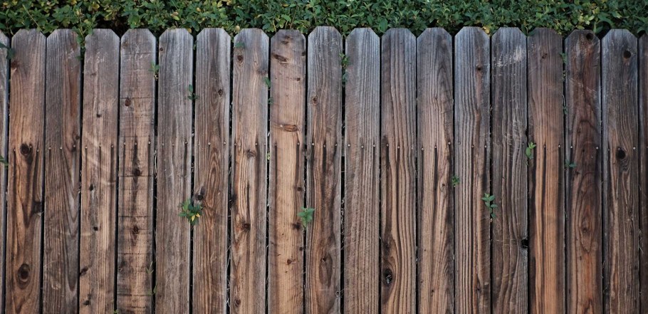Старинный забор