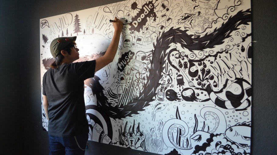 Трафаретная живопись на стенах