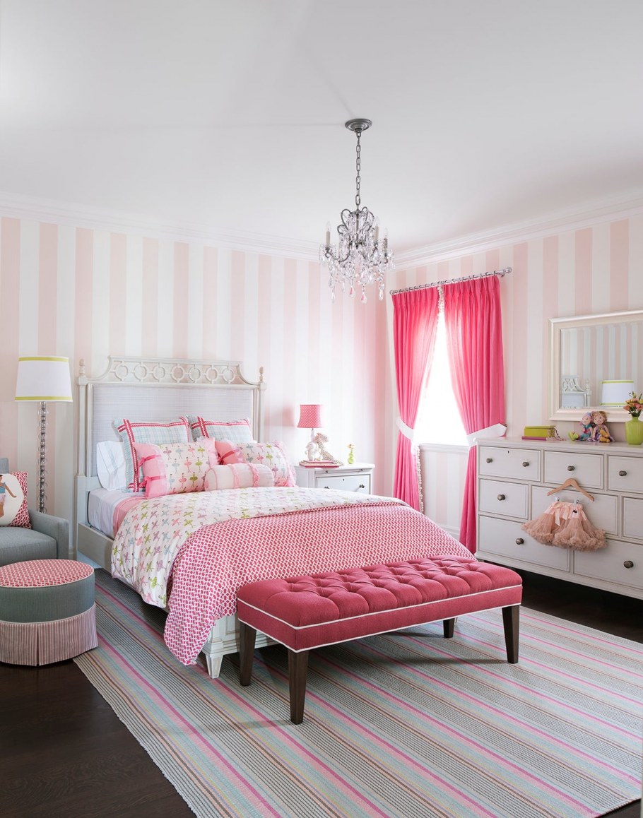 Спальня в розово зеленых тонах