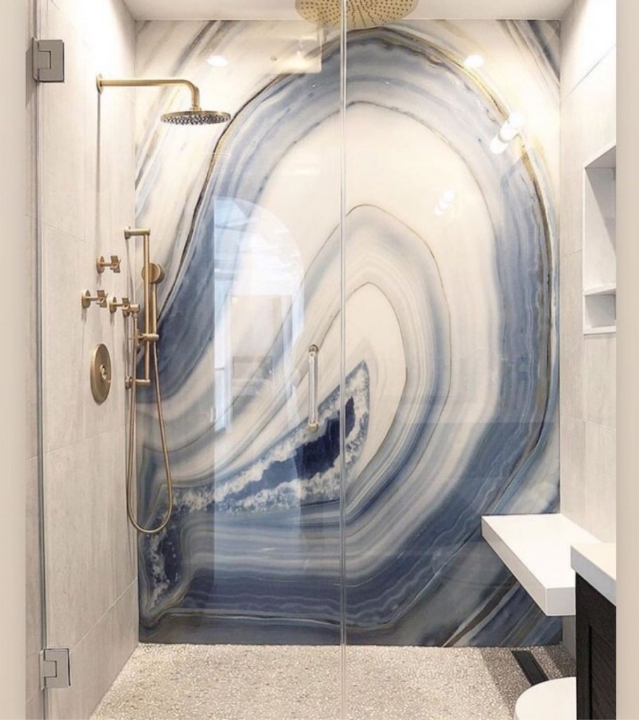 Ванная в темных тонах