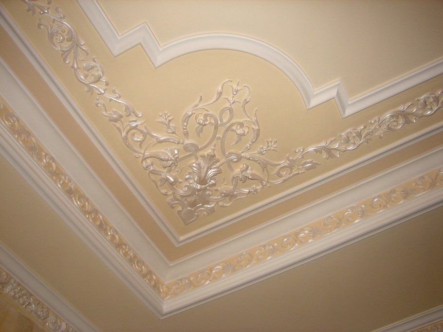 Лепка на потолке