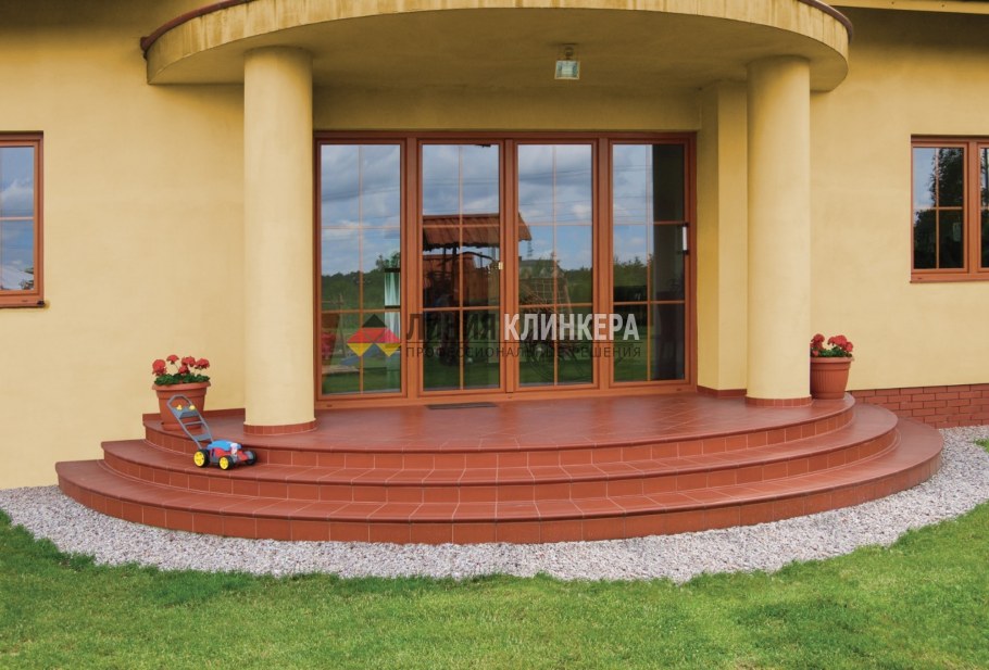 Полукруглые ступеньки