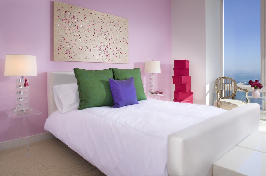 Роспись стен в детской для девочки