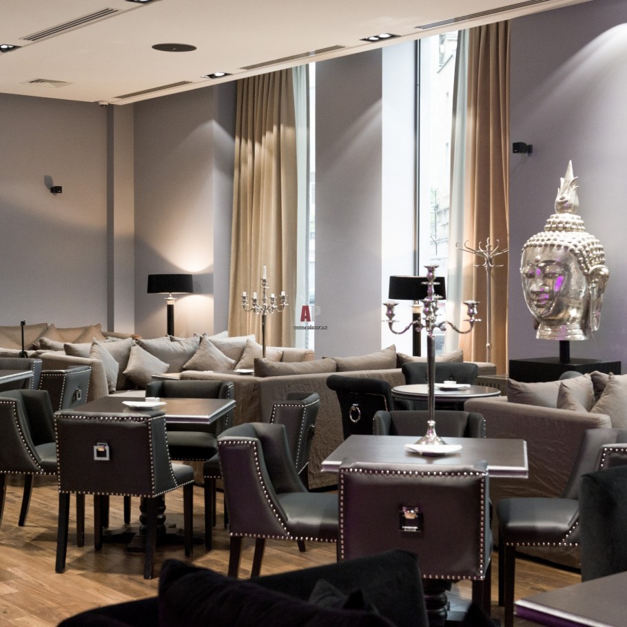 Кафе в минималистическом стиле