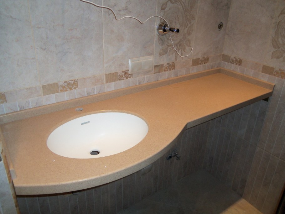 Staron sanded cornmeal sc433