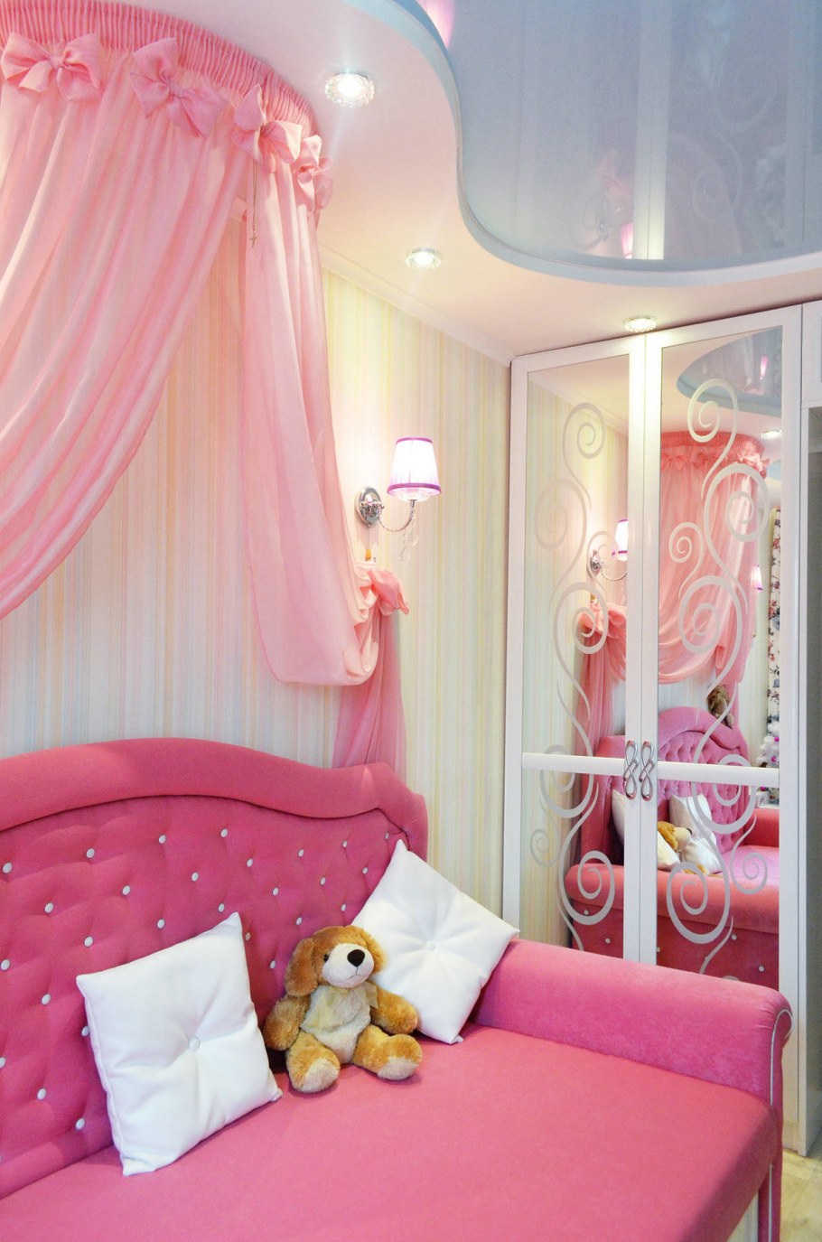 Потолок для детской девочке