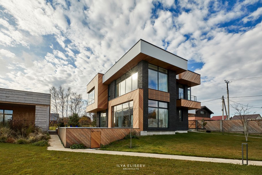 Дом с плоской кровлей