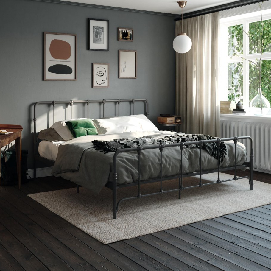 Кроватьsagstua Сагстуа