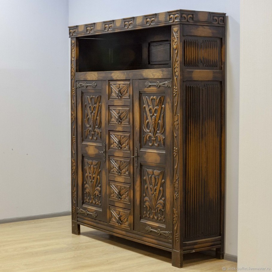 Шкаф Готика