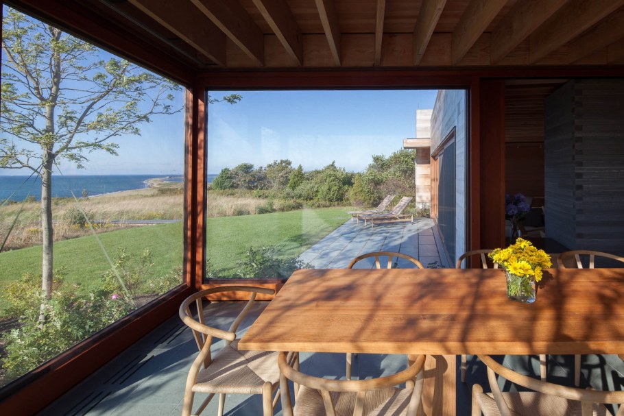 Остекление веранды Слайдорс