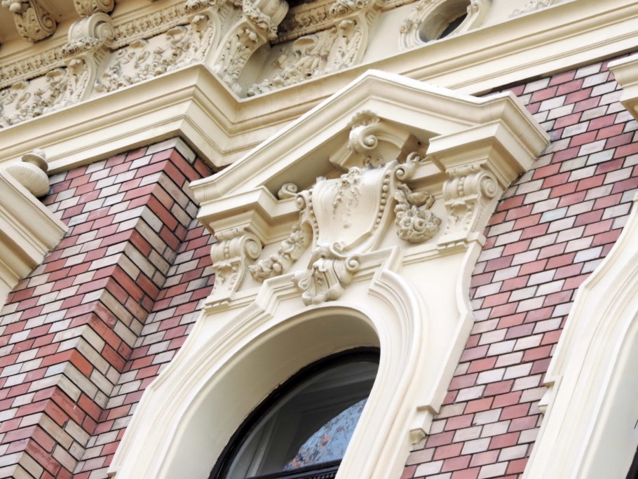 Орнамент из бетона