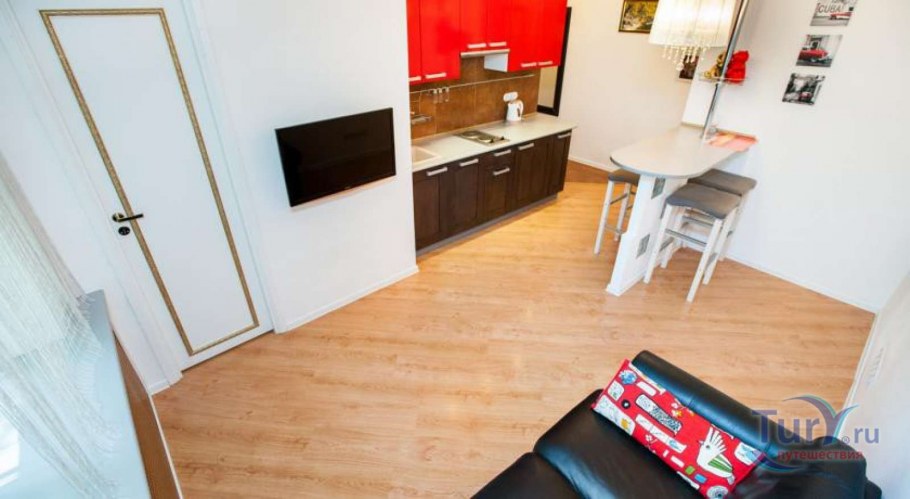 Миклухо Маклая 22 2комн квартира