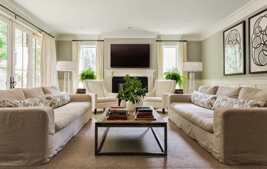 Диван в бежевую гостиную