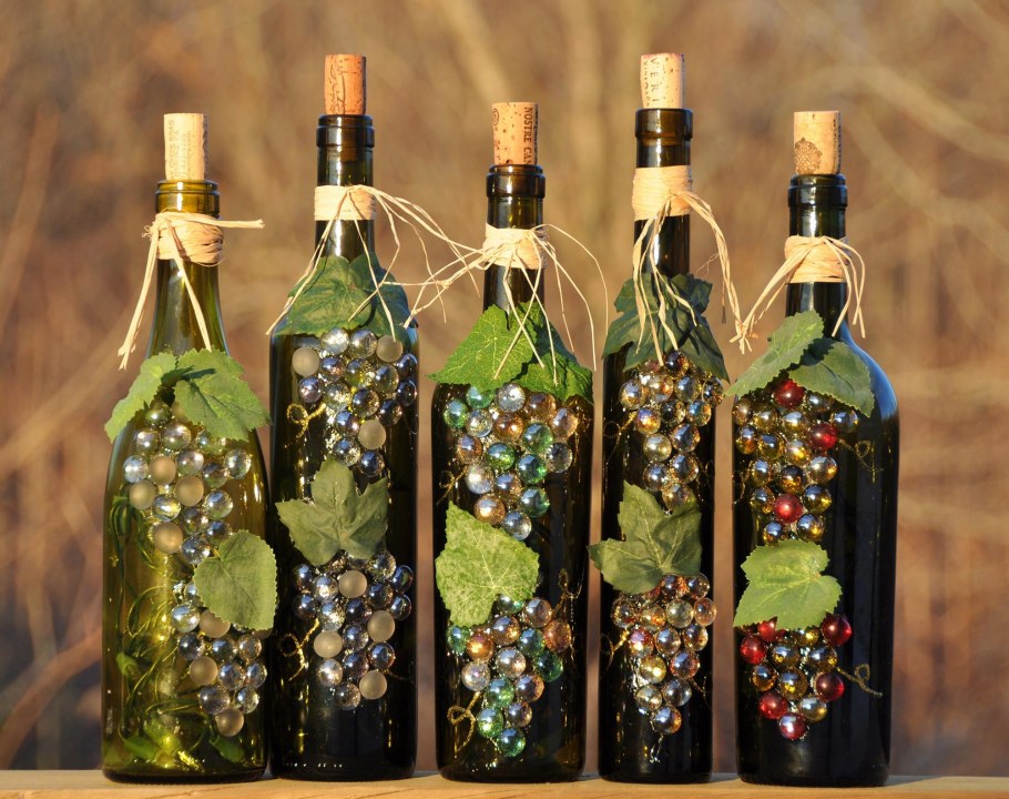 Клумба из прутьев