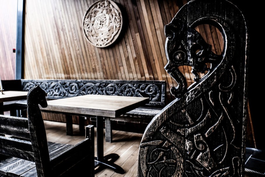 Стиль викингов в интерьере бара