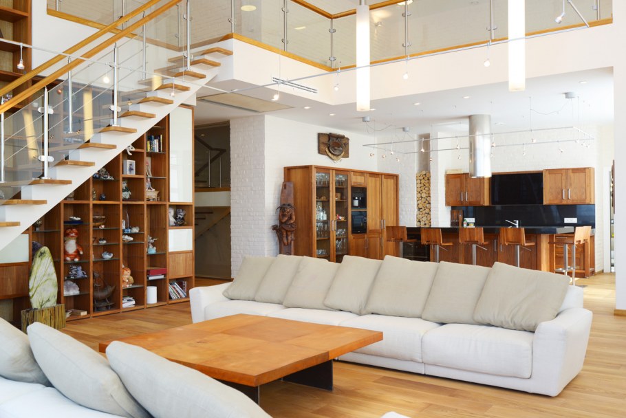 Двусветная гостиная